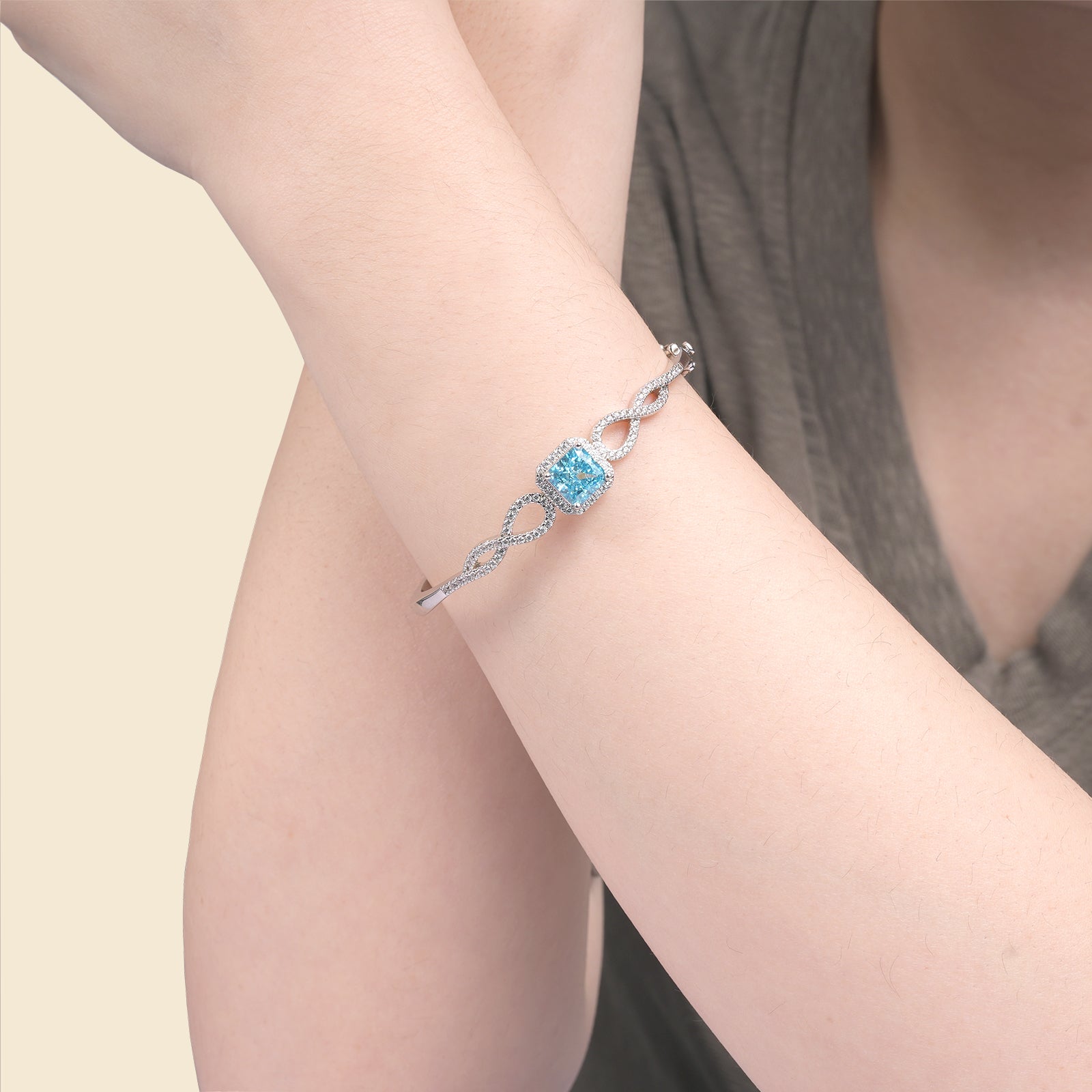 pān Infinity Bracelet— Blue Stone in Sterling Silver